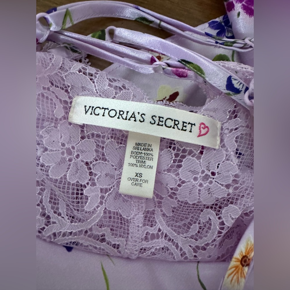 Vintage Victoria’s Secret Floral Lavender dress - Picture 4 of 5
